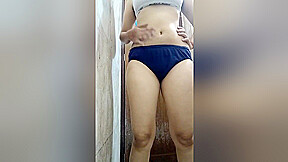 India Hot College Girl Bathing With Boyfriend On Video Call Masturbations And Fingering