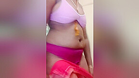 Indian Aunty Wearing Saree Show