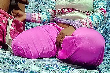 Indian Big Duck Boy And Maid Sex In The Park