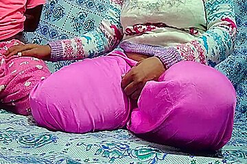 Indian Big Duck Boy And Maid Sex In The Park