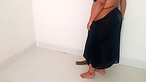 Indian Desi Hot Maid Has Sex With Pussy Broom Inside While Sweeping The House