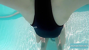 Jason Deepthroats Marcie Underwater