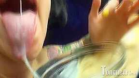 Johannie Fat Tongue 14 Min