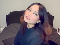 Joi W/ Asian Brat