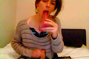 Keira oral fun and cum