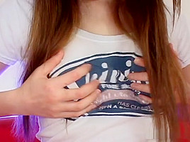 Kinky Shiori speads her pussy open solo!