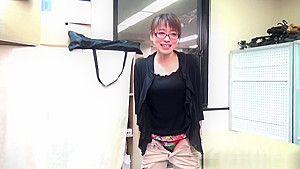 Kinky Slut Pees In Pants