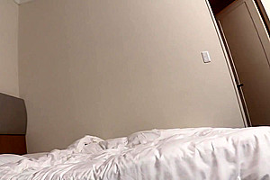 Ktkl-105 街て見かけた超絶可愛い女子校生は竿あり玉ありのニューハーフちゃん