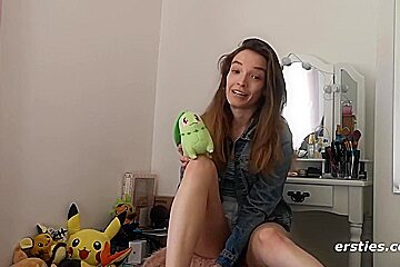 Kylie Shows Us Her Feet