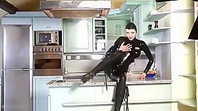 Latex Maid In Kittchen
