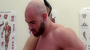 Lescomperes Mon Osteo A Des Gros Seins French With Clea Gaultier