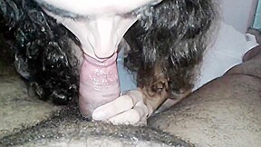 Lorena crossdresser giving a delicious blow job
