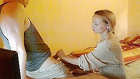 MIRA 143 GIRL FAST HARD JERKING MY COCK