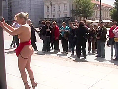 Master anal fucks big ass slave outdoor