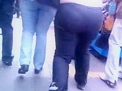 Mature ASS02