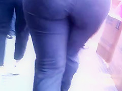 Mature ASS02