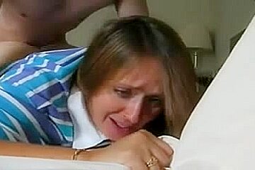 Mature hottie fucked from behind