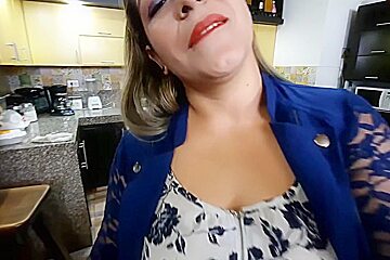Me Follo A Una Milf Bien Rica En Mi Cabana - Porno En Espanol