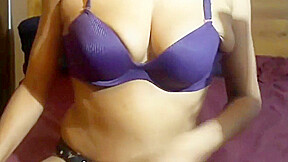 Mi Ya And Huge Boobs - White In Web Cam 2 Show Big Boobs With Wet Juicy Pussy For Guys