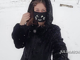 Milf Walks Almost Naked In Winter
