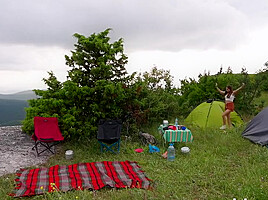 Milka Onyx, Elvira Keher Aka Elise Moon And Una Fairy - Cheerful Friends Had Group Lesbian Sex Outdoors