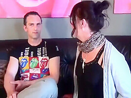 Moni & Thorsten Fucks On The Sofa