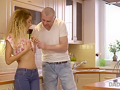 Monique Woods And 18 Years Old - Guy Left Attractive Girlfriend Alone With