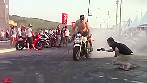 Motoencuentro en Brasil Chicas culonas en tanga