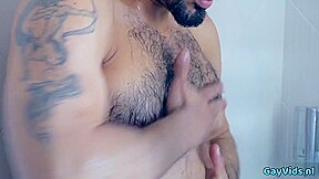 Muscle gay fetish and cumshot