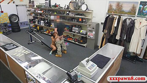 Muscular Chick Sucks Off And Nailed By Hony Pawn Dude