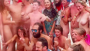 Naked on Stage-123 N14
