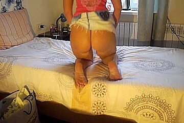 Natella Shaking Ass In Hotel-room Khvalynsk Smalltown
