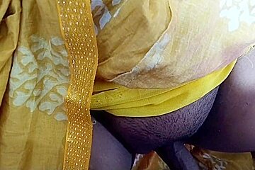 Neighbors Step sister-in-law Warmed Up Her Step sister-in-law With Sweet Words And Leaked Her Pussy