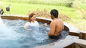 New Desi Sexy Video Pani Pani Village Aunty 2022