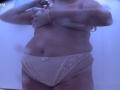 Newest , Changing Room, Beach Clip Show