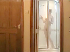 Newest Showers Scene Show