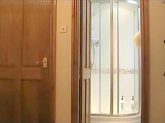 Newest Showers Scene Show