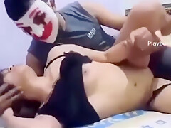Ngentotin Istri Tetangga Pakai Topeng