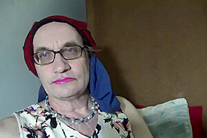 Old ladyboy Sveta Lu-sin 2024ab
