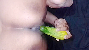 Pakistani Bhabhi Use Cucumber And Cuming 2
