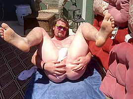 Perfectly Public Sunny Fleshlight Fuck