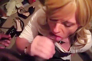 Pov Blond Tranny Feeding On - Black Rod