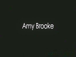Pretty Feet on Amy