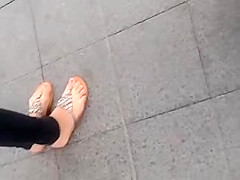 Public Feet 67