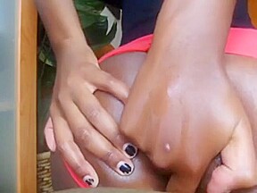 Puffy pussy teen 18+