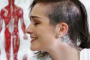 Pussy eating trans babe