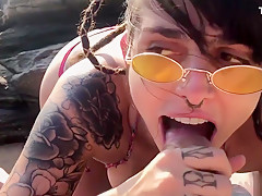 Putaria na Ilha - Boquete na Praia, sexo com vista pro mar e duas gozadas - Dread Hot