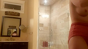 REAL teen 18+ step sister CAUGHT SHAVING before hot tub party!