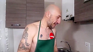 Racy Omar Galanti has allowed to fuck her in the ass