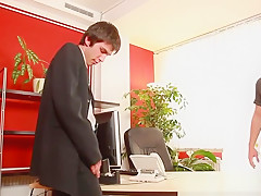 Real twink mouth spermed in office